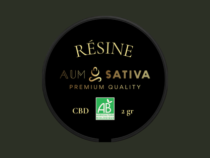 Résine de CBD Bio pure, pressée à froid au Domaine Aum Sativa Lozère
